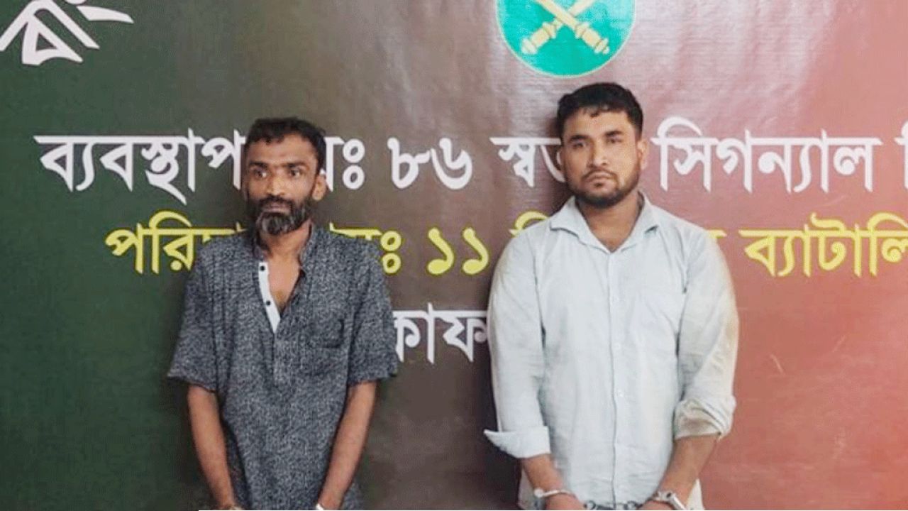 মিরপুরে যাত্রীবাহী বাসে আগুন: দুজন গ্রেপ্তার, প্রধান অভিযুক্ত পলাতক