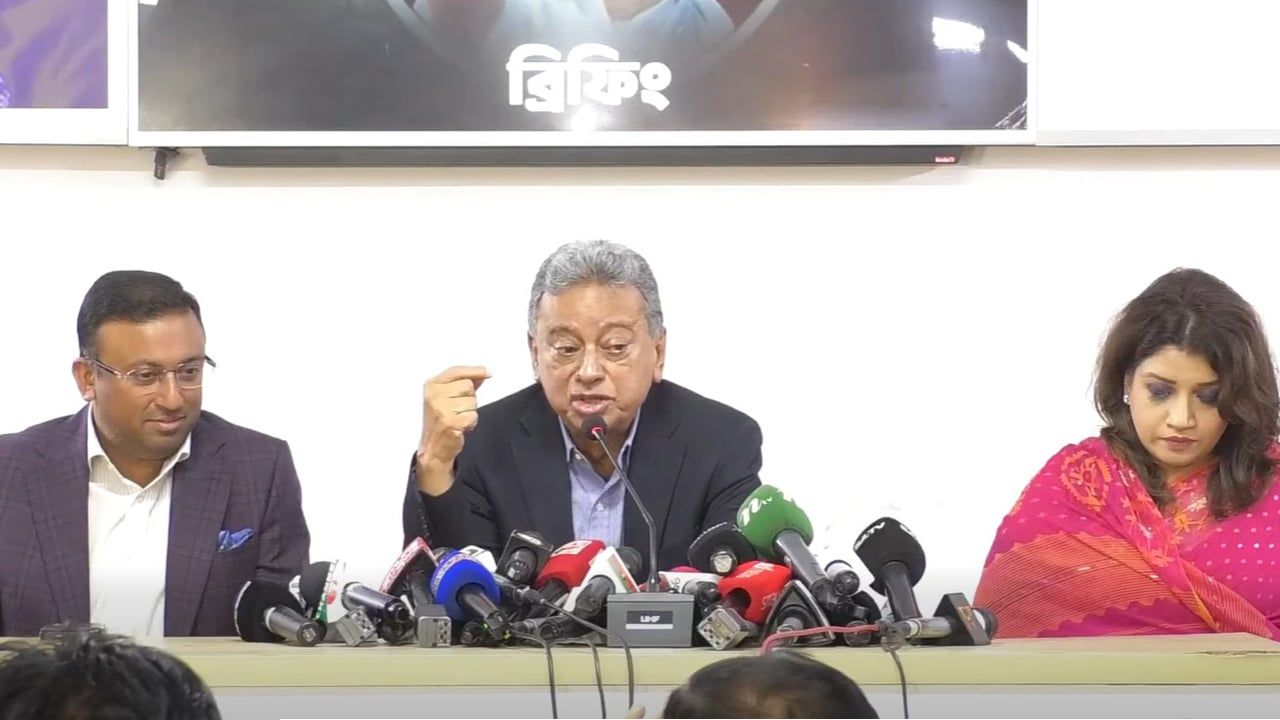 ঐকমত্যের বাইরে কিছু করার সুযোগ নেই: আমীর খসরু মাহমুদ চৌধুরী