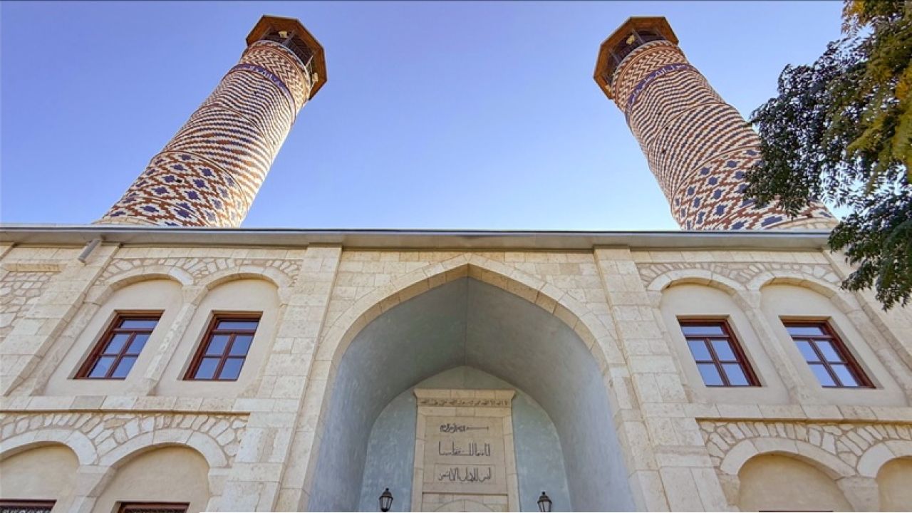 কারাবাখে ১৫৭ বছরের প্রাচীন জুমা মসজিদ পুনরায় নামাজের জন্য উন্মুক্ত