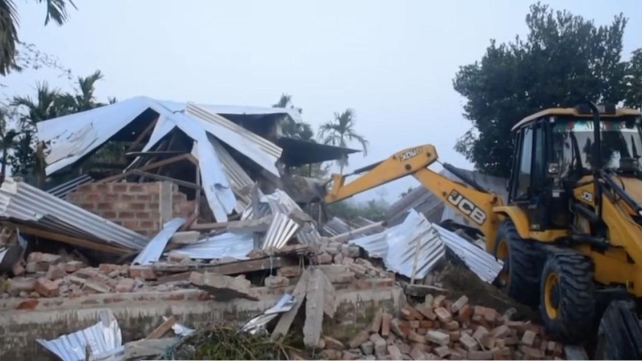 আসামে উচ্ছেদ অভিযানে ধ্বংস ১,২০০-এর বেশি বাঙালি মুসলিমের ঘর