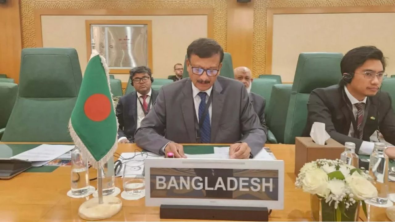 সোমালিয়ার অখণ্ডতার পক্ষে বাংলাদেশ: মুসলিম বিশ্বের ঐক্য বজায় রাখার আহ্বান পররাষ্ট্র উপদেষ্টার