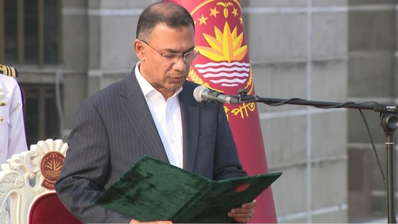 তারেক রহমানের নেতৃত্বে নতুন সরকারের যাত্রা: ৪৫ বছরের মধ্যে প্রথম পুরুষ প্রধানমন্ত্রী পেল বাংলাদেশ