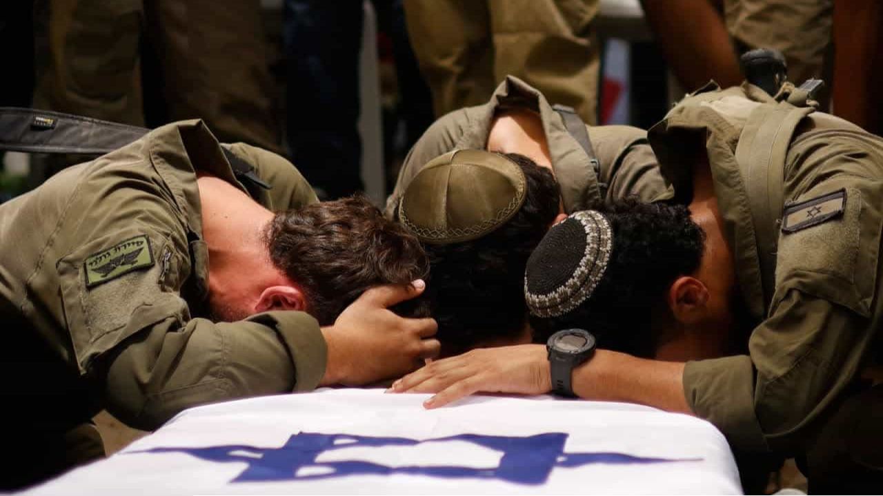 ইসরায়েলি বাহিনীতে আত্মহত্যার হার ভয়াবহ বৃদ্ধি: এপ্রিলেই ১১ জনের মৃত্যু