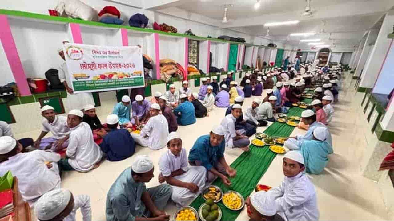 ঠাকুরগাঁওয়ে সুবিধাবঞ্চিত ও এতিম শিশুদের নিয়ে পিসব-এর মৌসুমী ফল উৎসব-২০২৬