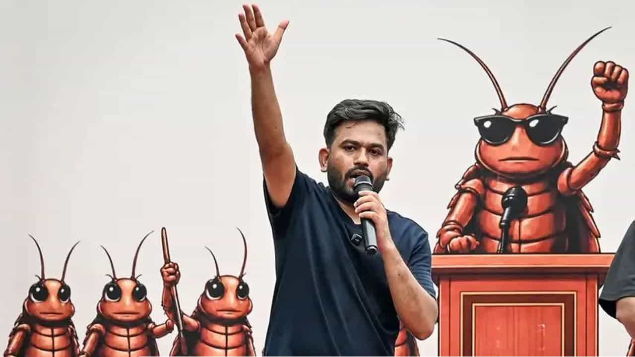 ভারতের প্রশ্নফাঁসবিরোধী ছাত্র আন্দোলন: ভবিষ্যৎ কর্মসূচি নির্ধারণে ৫ আগস্ট বৈঠকে বসছে 'ককরোচ জনতা পার্টি'