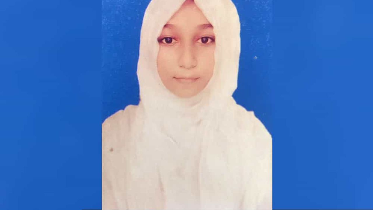 বাবার লাশ বাড়িতে রেখে এসএসসি পরীক্ষা, ঋতুর ফলাফলে জিপিএ-৫