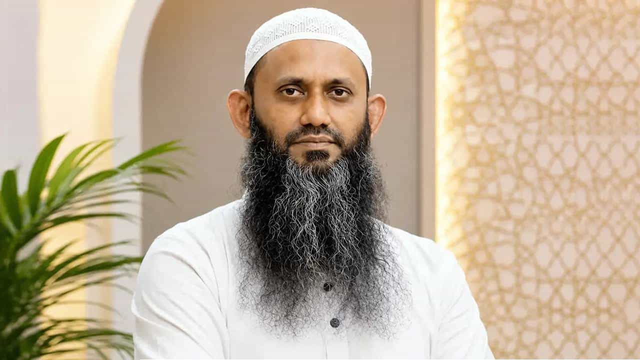  আলেমদের সংশয় দূর ও অসাম্প্রদায়িক সম্প্রীতি রক্ষায় কাজ করবেন নতুন ধর্ম প্রতিমন্ত্রী